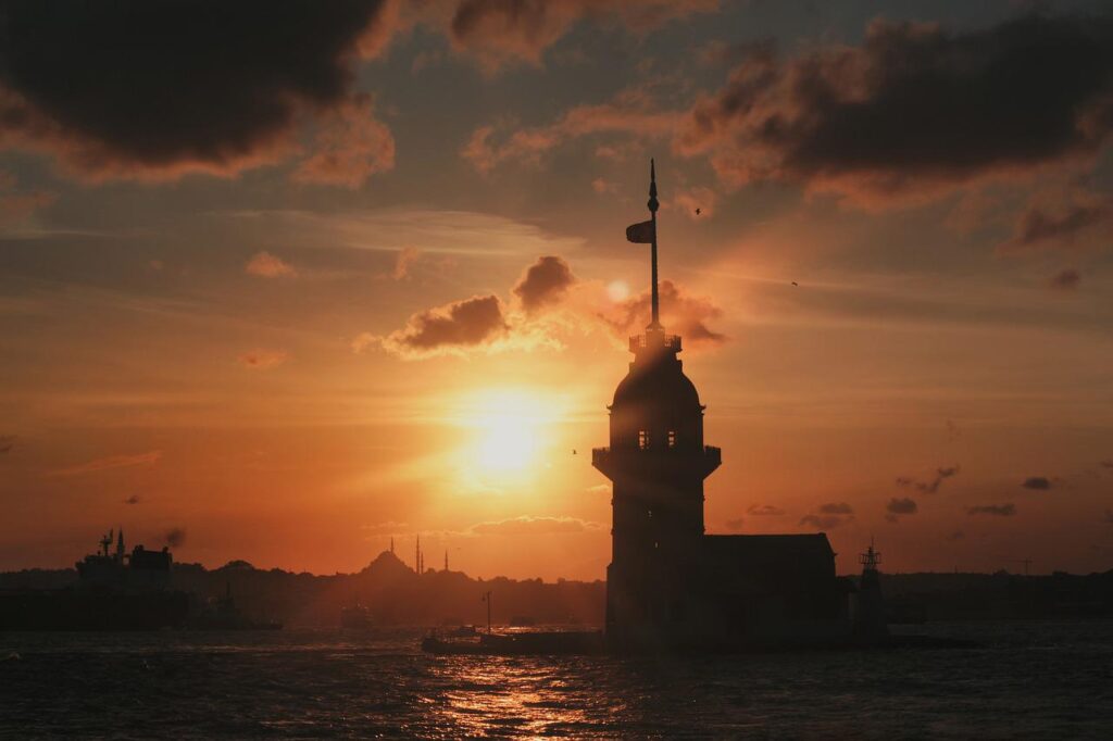 Maiden's Tower - Kiz Kulesi